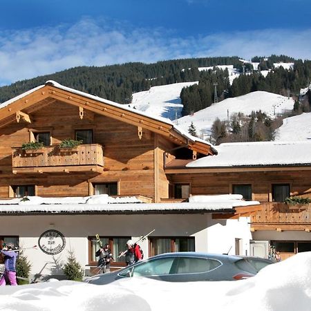 Intown Apartment Schmiede Saalbach-Hinterglemm Buitenkant foto