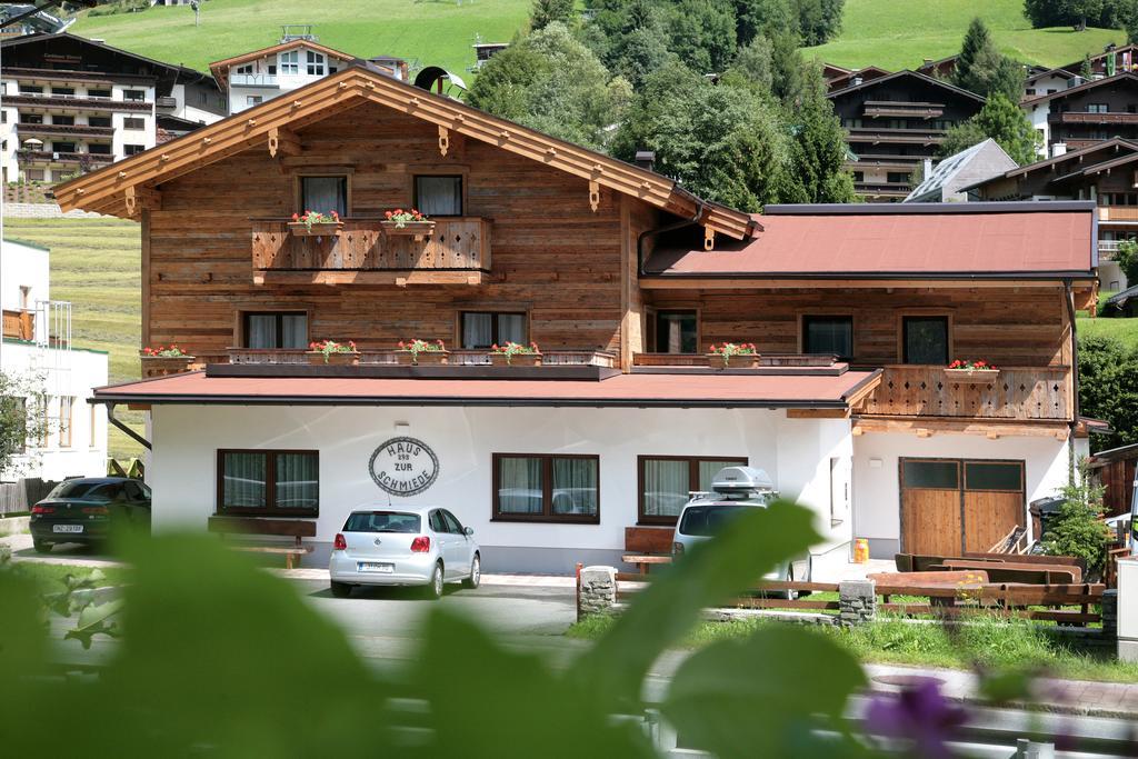 Intown Apartment Schmiede Saalbach-Hinterglemm Buitenkant foto