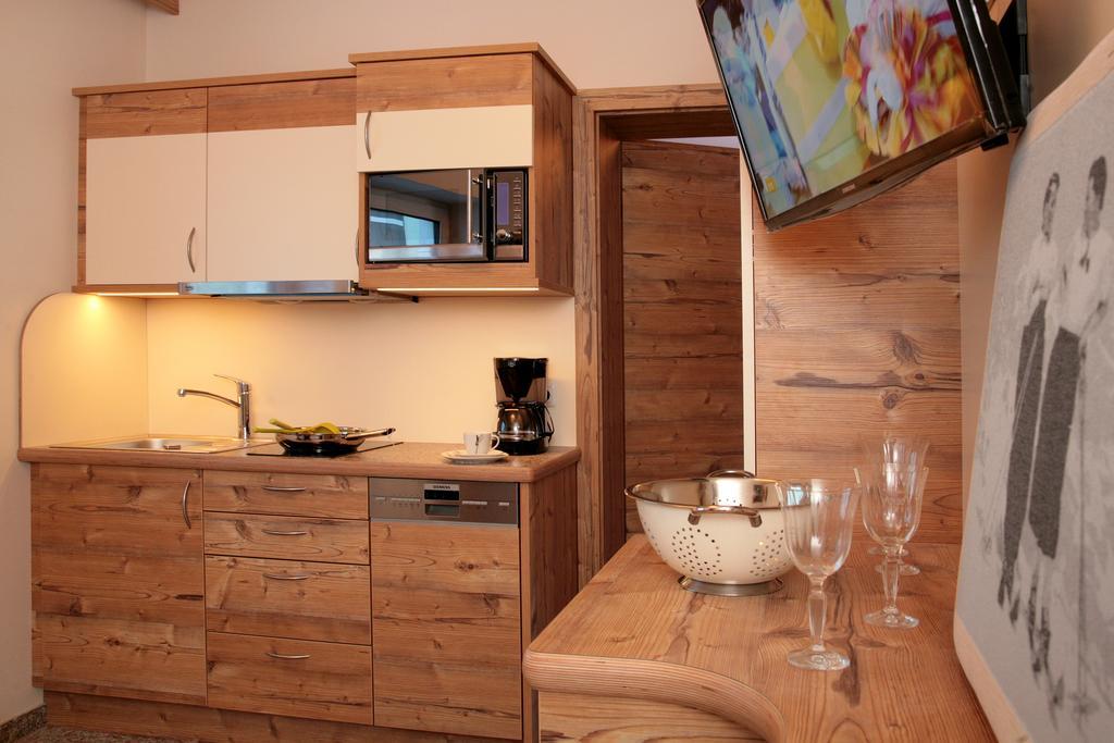 Intown Apartment Schmiede Saalbach-Hinterglemm Buitenkant foto