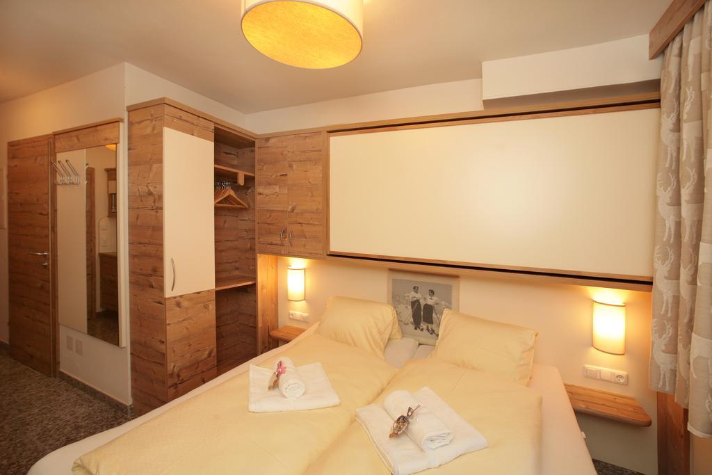 Intown Apartment Schmiede Saalbach-Hinterglemm Buitenkant foto