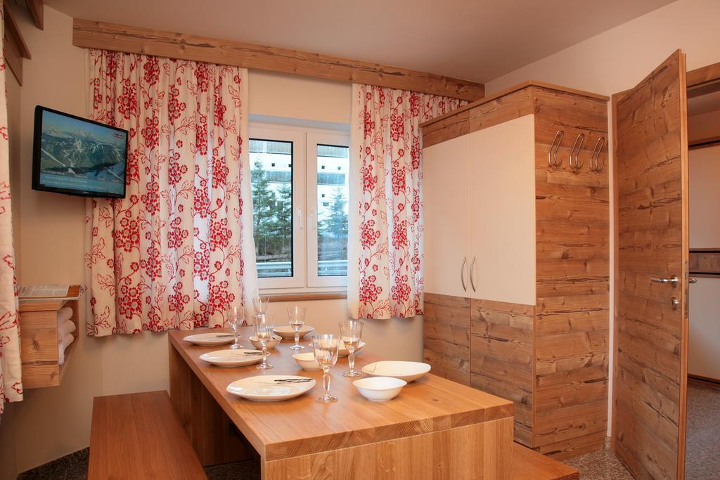 Intown Apartment Schmiede Saalbach-Hinterglemm Buitenkant foto