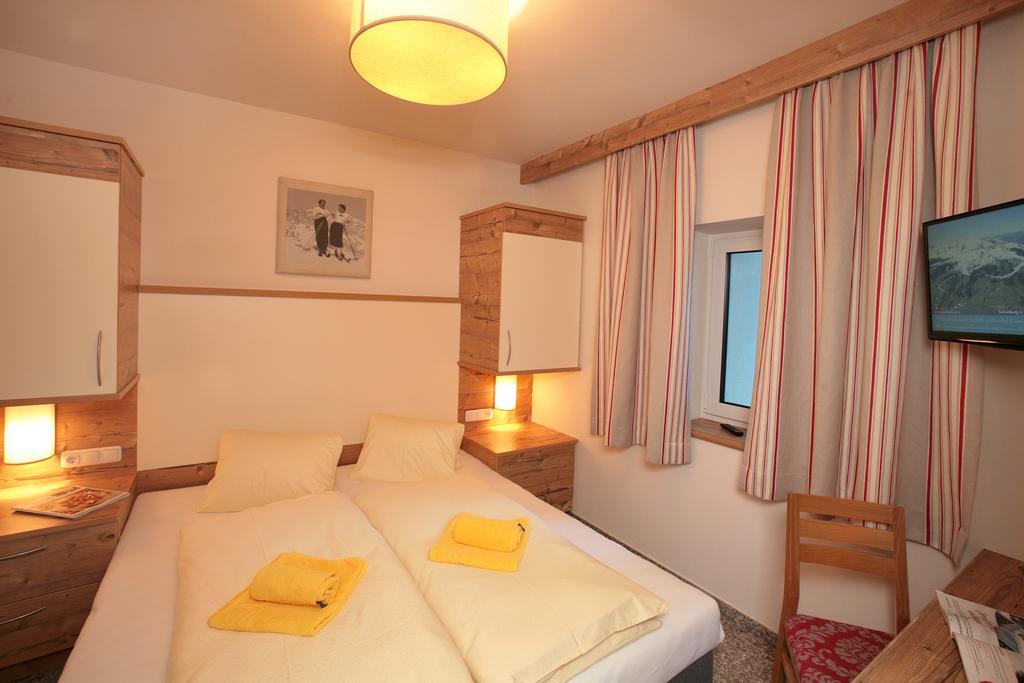 Intown Apartment Schmiede Saalbach-Hinterglemm Buitenkant foto